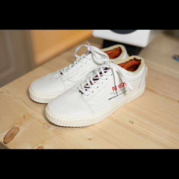 vans x nasa white